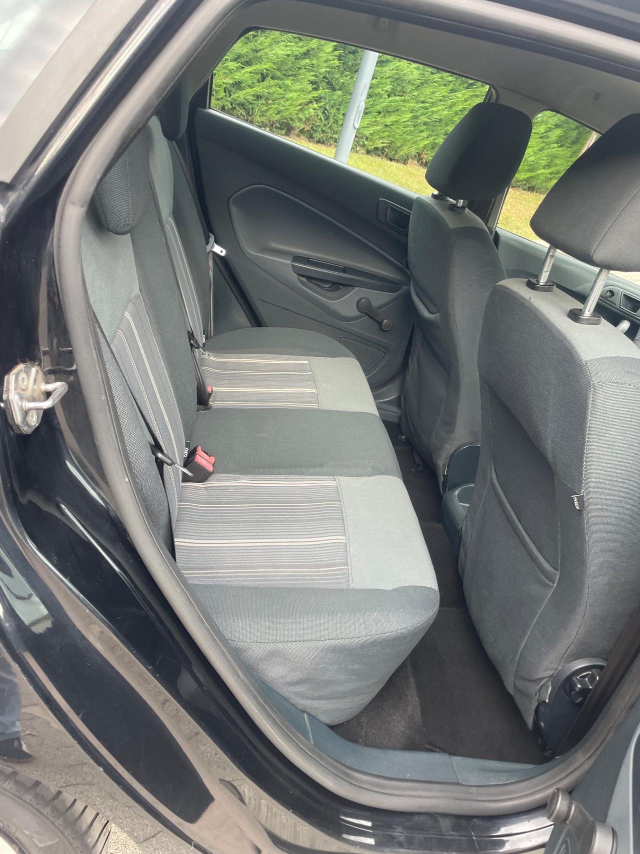 Ford Fiesta 1.4 TDCi 5p. Titanium x neo patentati