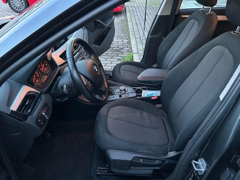 BMW X1 sDrive 18d Business GANCIO TRAINO NEOPATENTATI