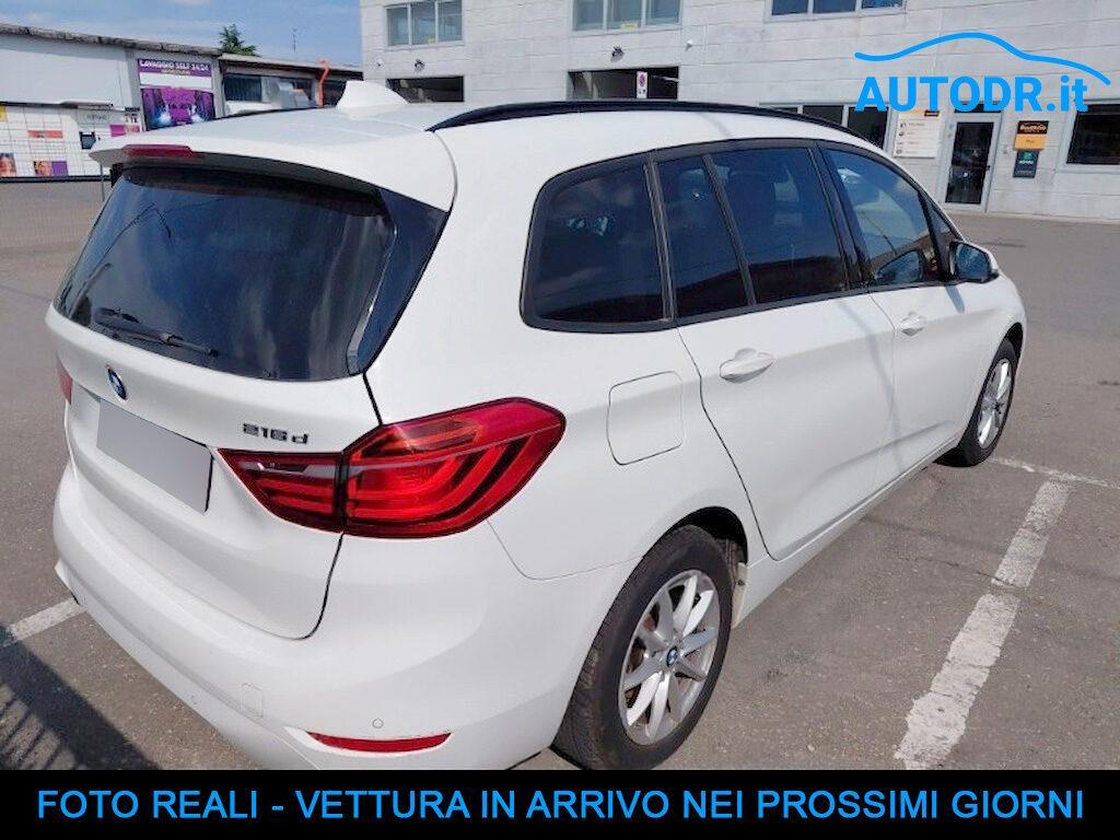 BMW Serie 216d Business autom. 7posti LED, Navi, Vetri oscurati