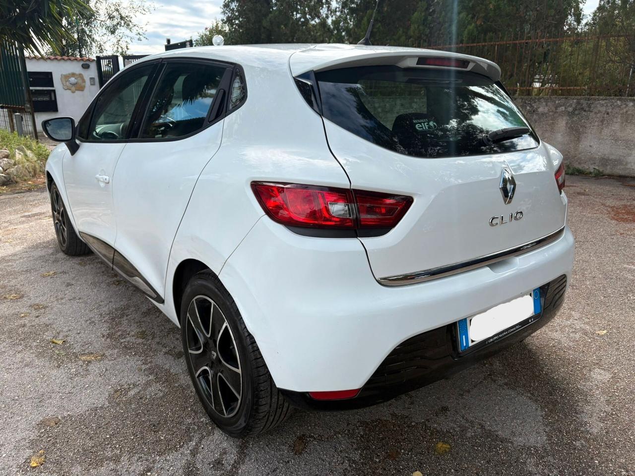 RENAULT CLIO 1.2 Live - 2014
