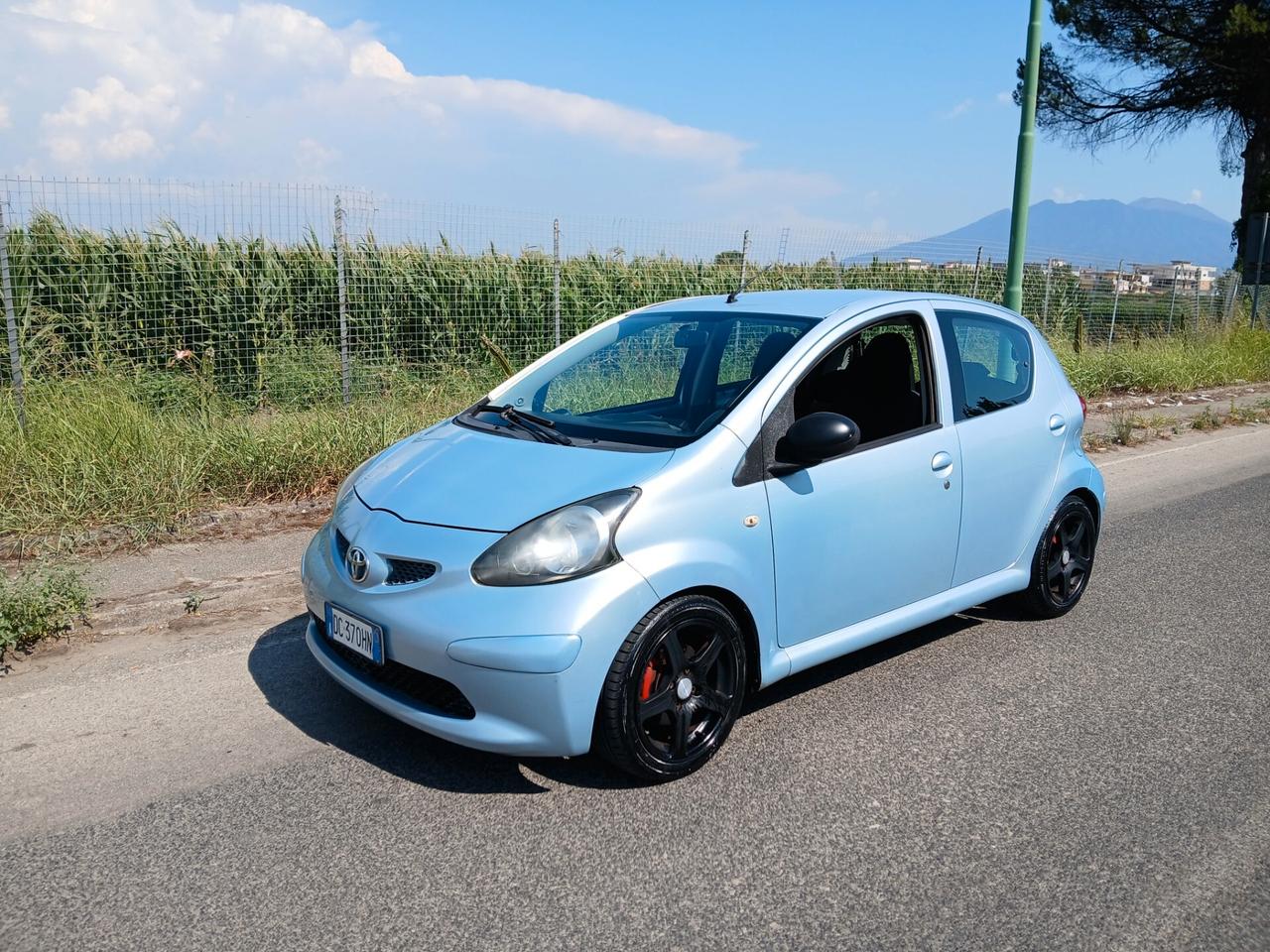 Toyota Aygo 1.0 12V 5 porte Sol 130 Mila km