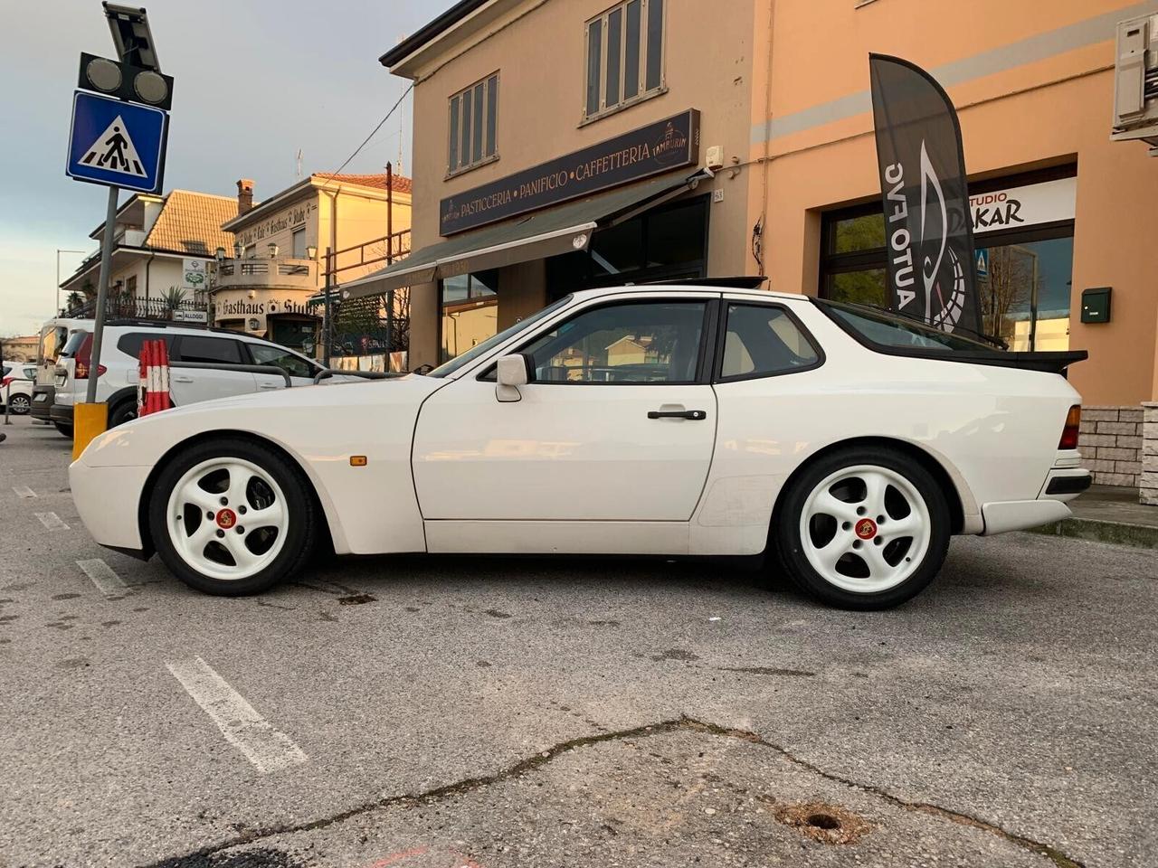 Porsche 944 S2 ASI