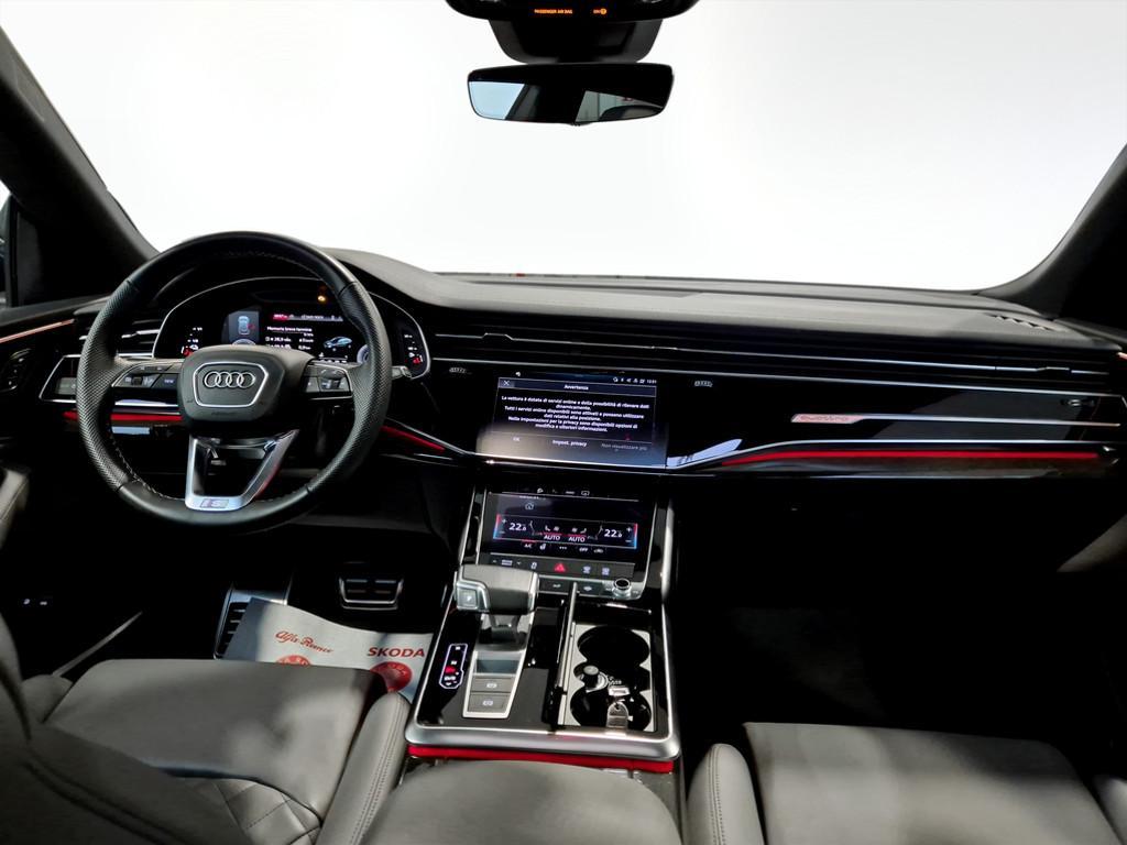 Audi Q8 55 3.0 tfsi e S line edition quattro tiptronic