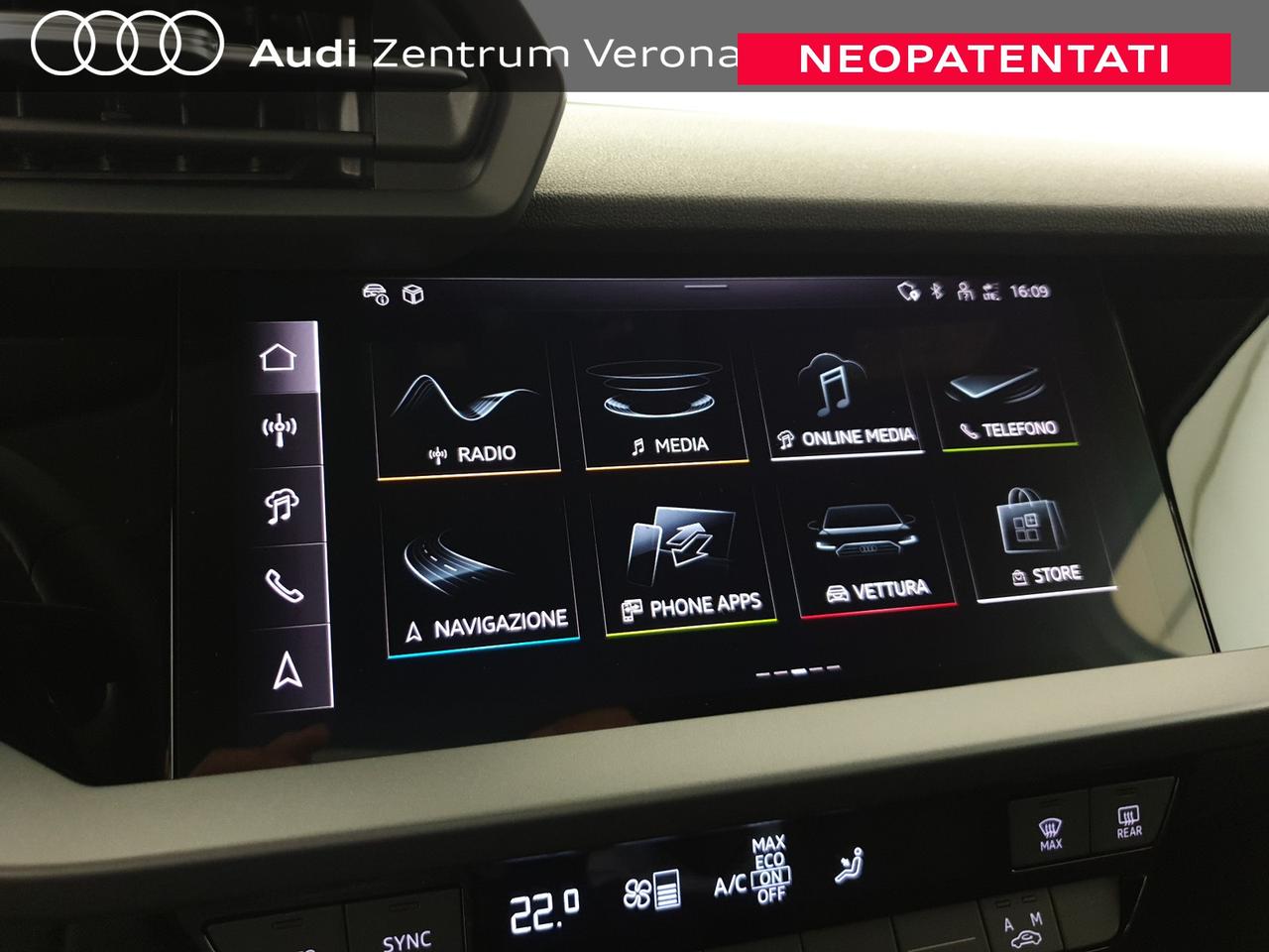 Sedan 30TFSI 116CV S tronic Business