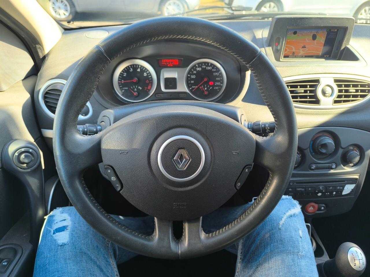 Renault Clio 1.2 16V 5 porte Luxe