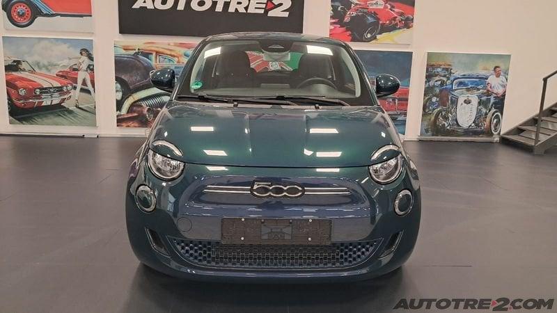 FIAT 500 500e Berlina 23,8 kWh Action