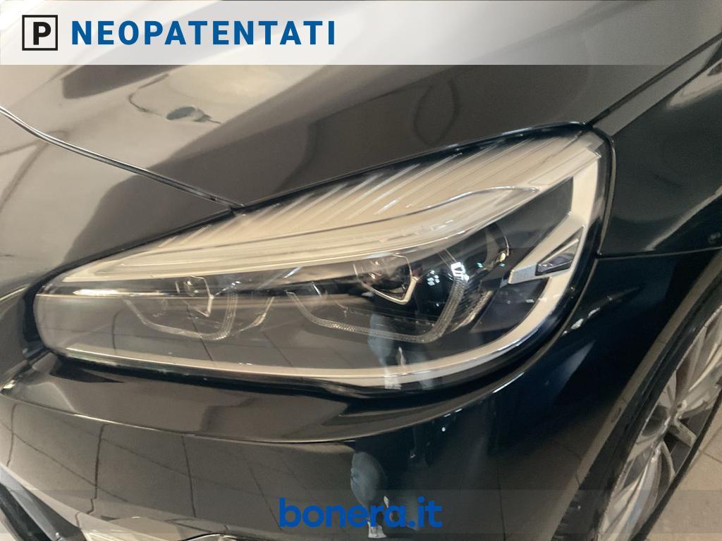 BMW Serie 2 Active Tourer 216 d Luxury DCT