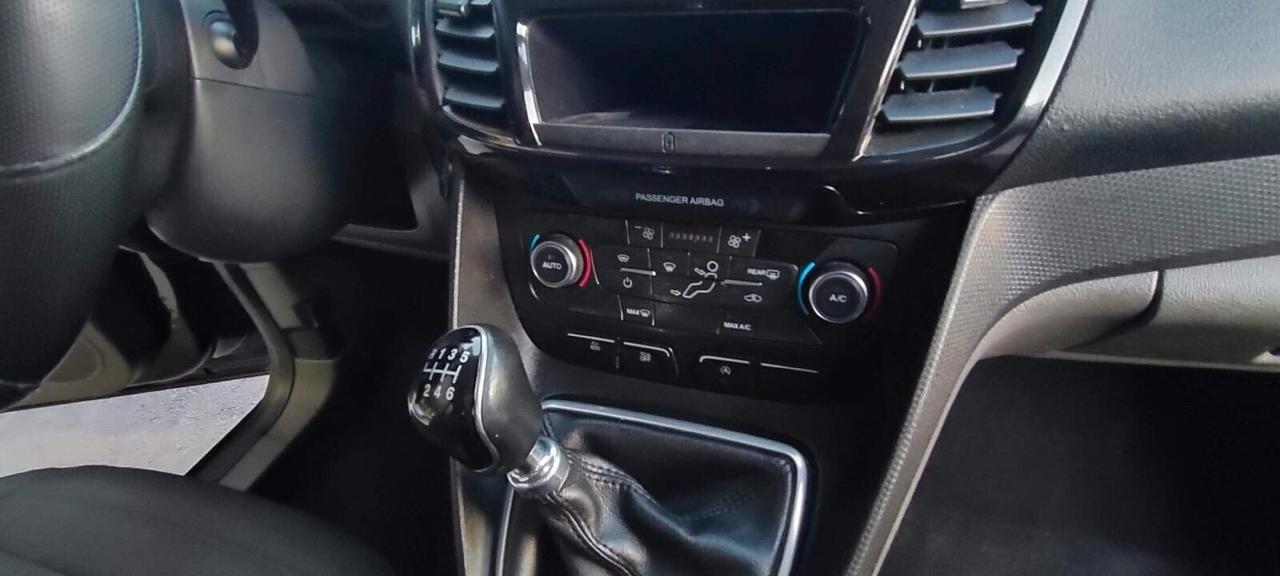 Ford Tourneo Connect TITANIUM 1.5 TDCi 120 CV