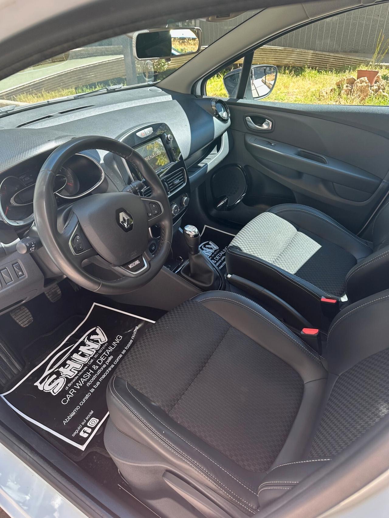 Renault Clio TCe 12V 90 CV GPL 5 porte Moschino Life