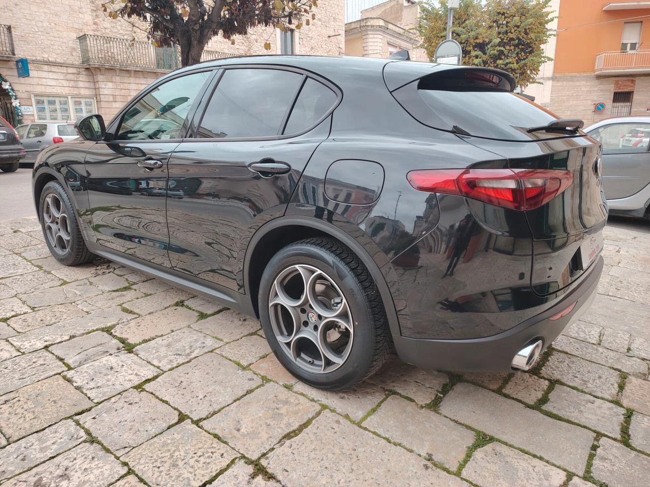 Alfa Romeo Stelvio 2.2 Turbodiesel 180 CV AT8 RWD Executive