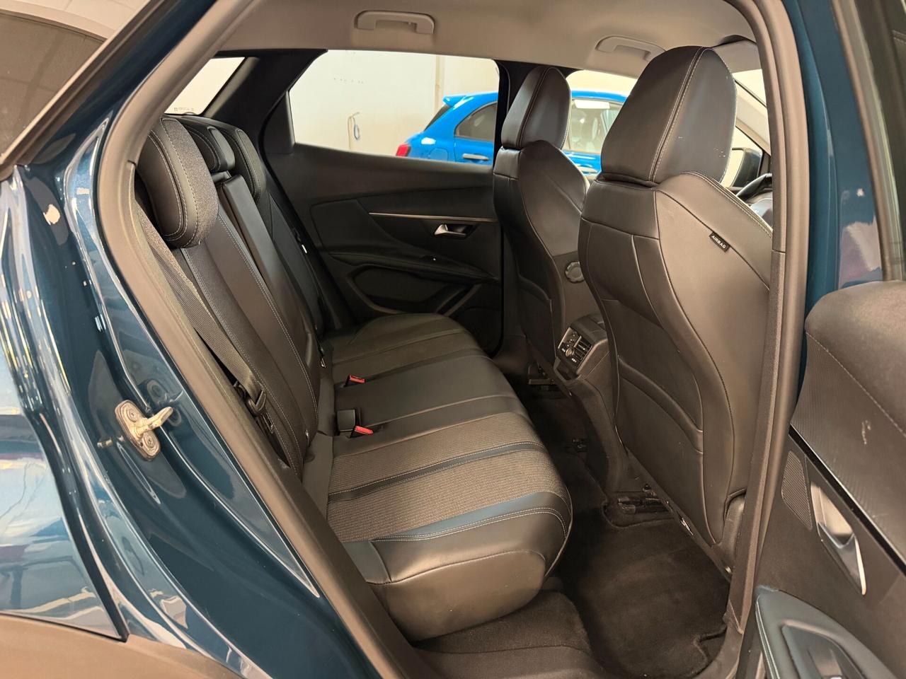 Peugeot 3008 BlueHDi 130 S&S EAT8 Allure Pack