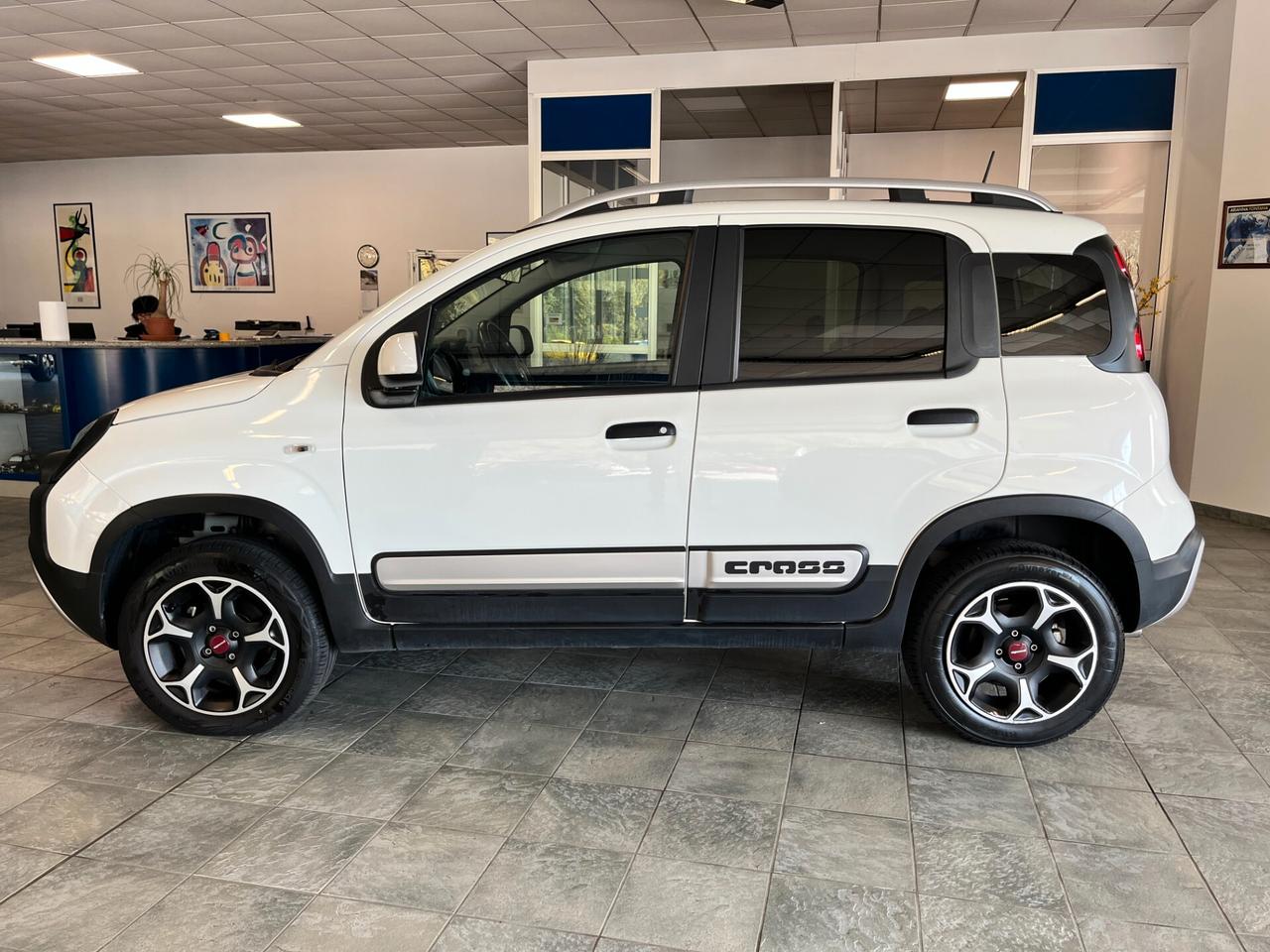Fiat Panda 0.9 TwinAir Turbo 4x4 Cross-NEOPATENTATI-