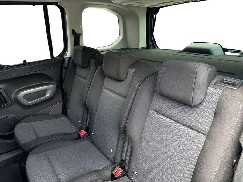 Toyota Proace City Verso 1.5D 130 CV S&S Short D A/T Luxury