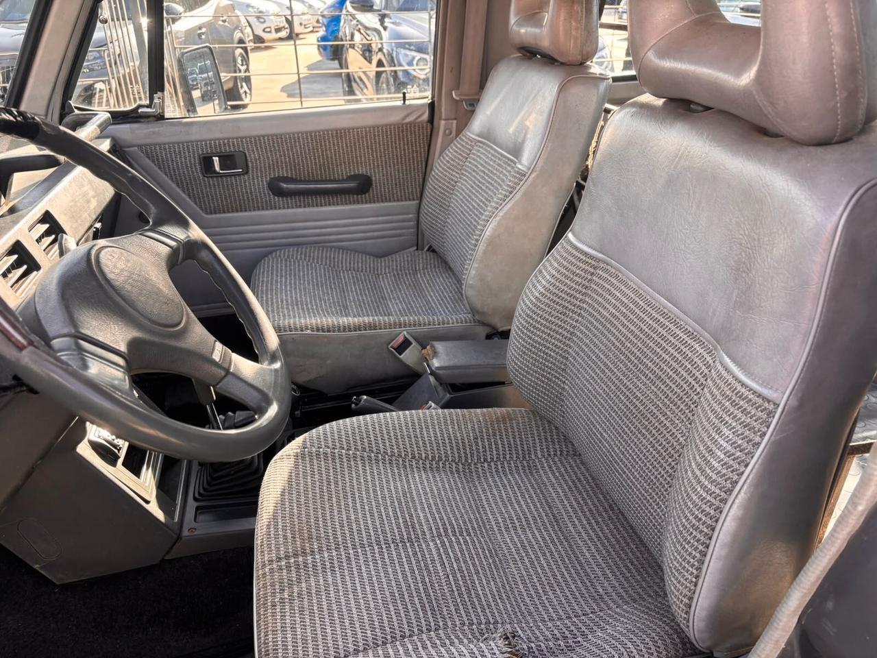 Mitsubishi Pajero 2.5 TD Metal-top
