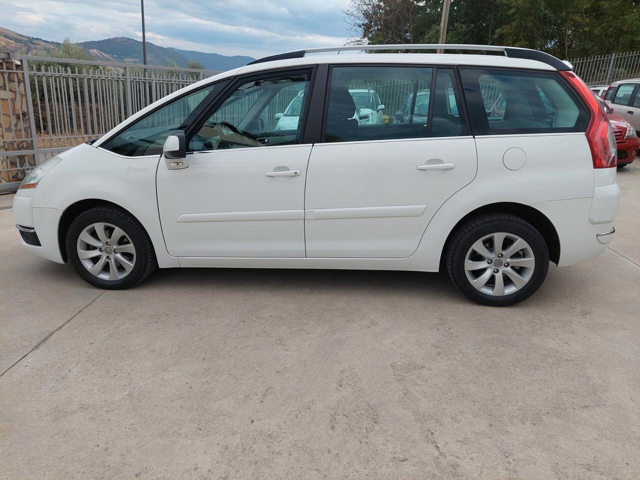 Citroen C4 Grand Picasso 1.6 HDi 110 FAP 7 POSTI