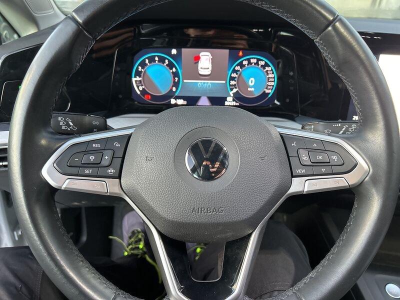 Volkswagen Golf VIII 2020 1.0 tsi evo Life 110cv