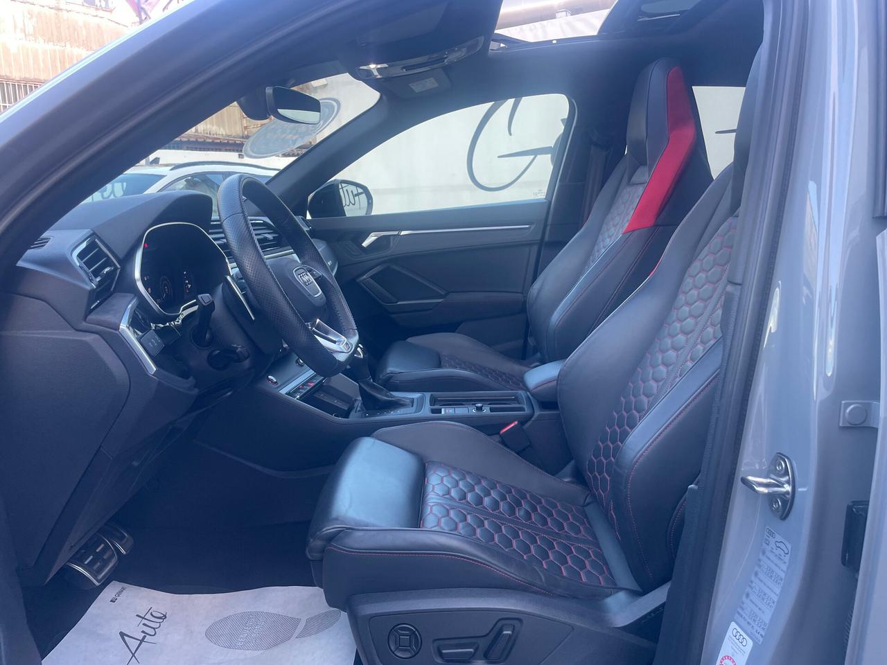 Audi Q3 RS SPB quattro S tronic 294 KW