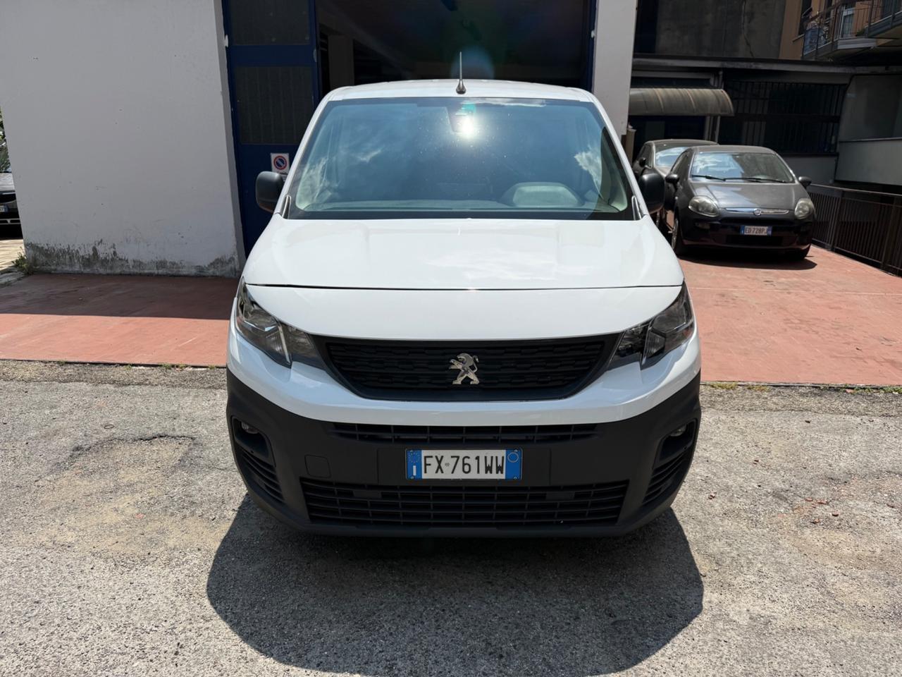 Peugeot Partner BlueHDi 130 EAT8 S&S PC Furgone Premium