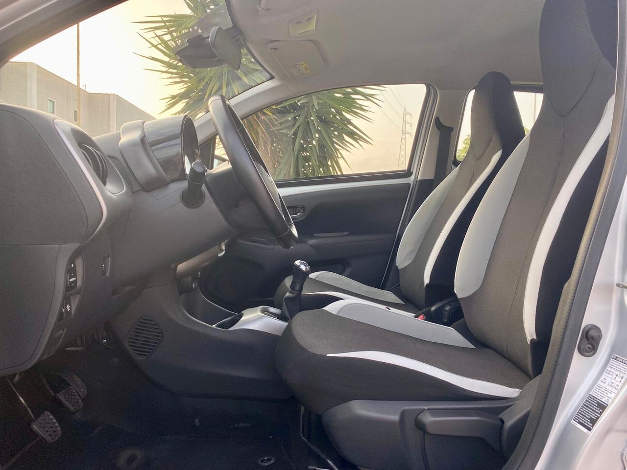 Toyota Aygo 1.0 VVT-i 69 cv. 5 porte X-Cite