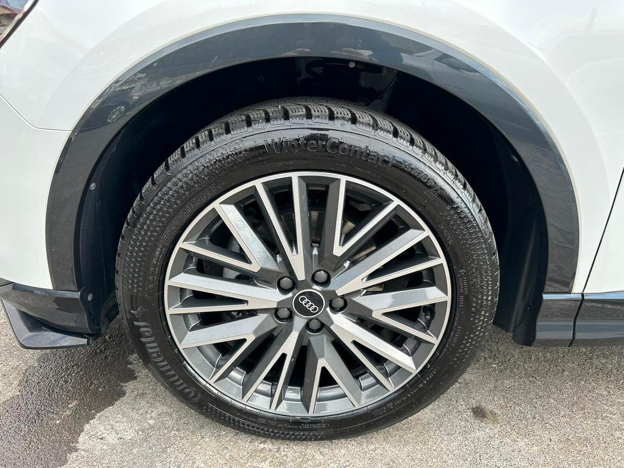 Audi Q3 35 TDI S tronic line edition