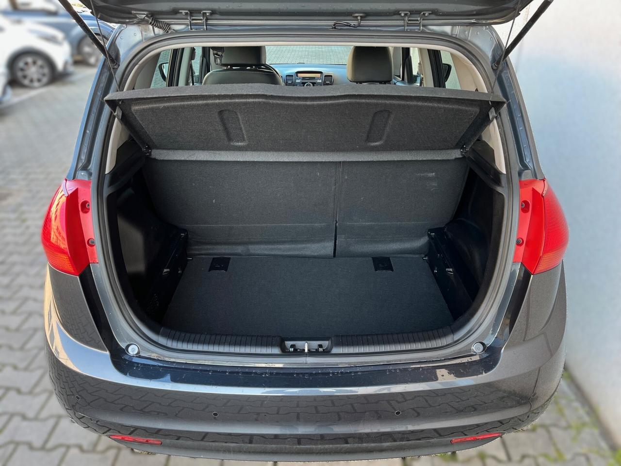 Kia Venga 1.4 EcoGPL Cool FULL OPTIONAL