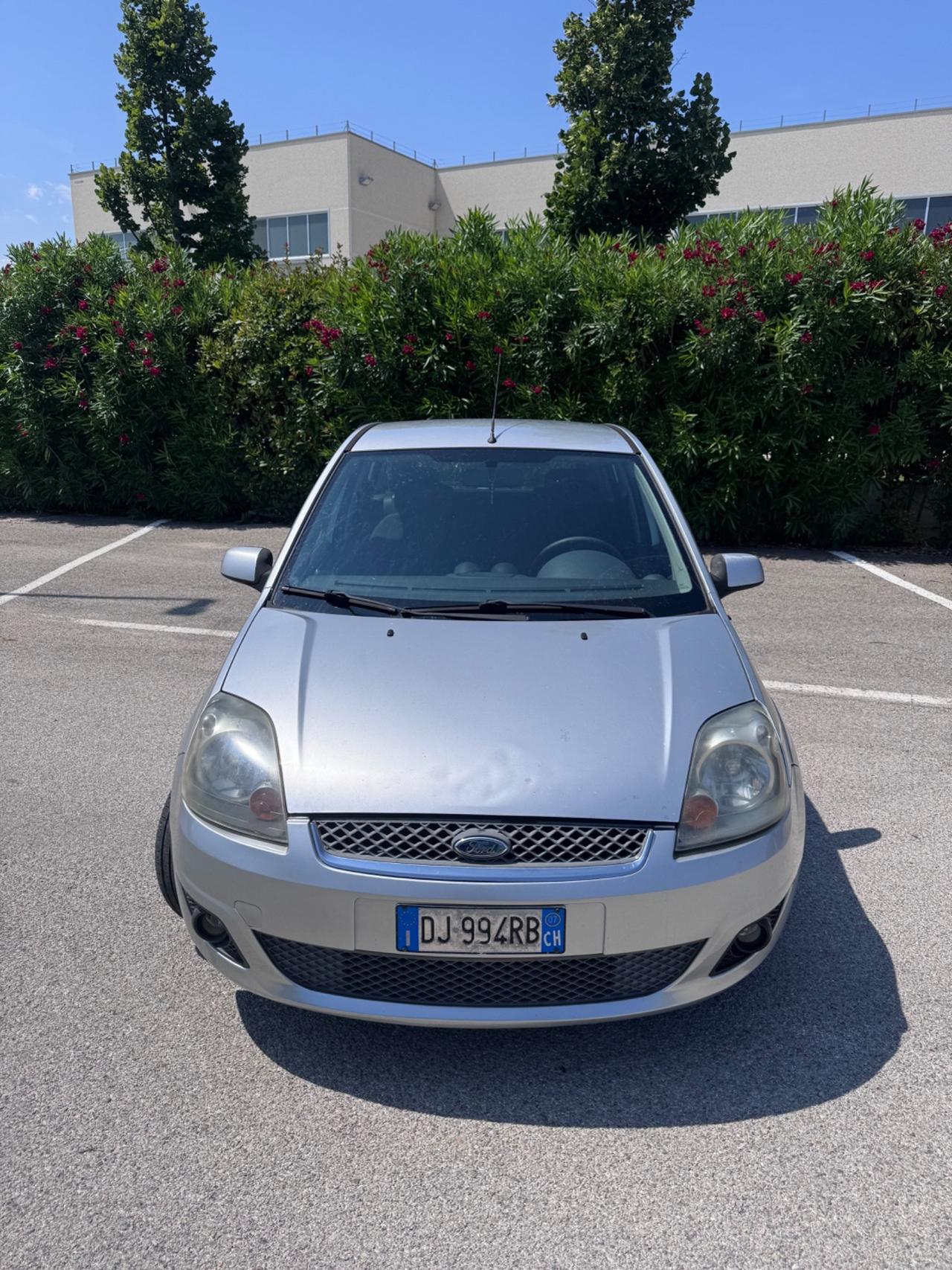 Ford Fiesta 1.4 TDCi 5p
