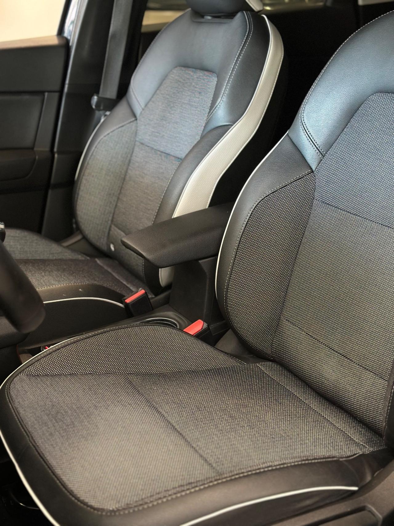 Renault Captur TCe 100 CV GPL Intens
