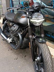 Moto Guzzi V7 IV STONE 35 KW E5
