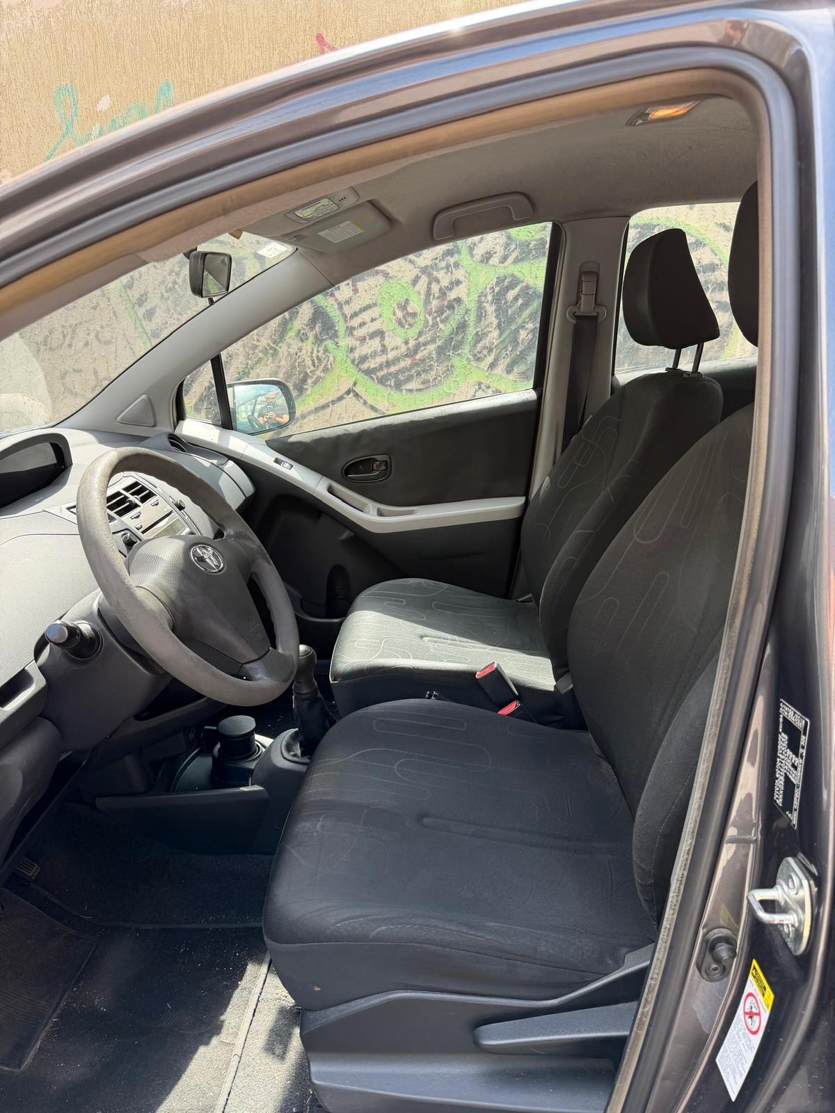 Toyota Yaris 1.0 benzina