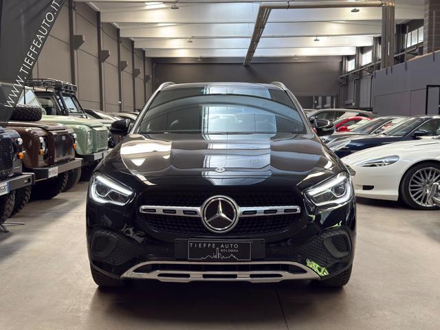 MERCEDES-BENZ GLA 180 d Automatic Business Extra