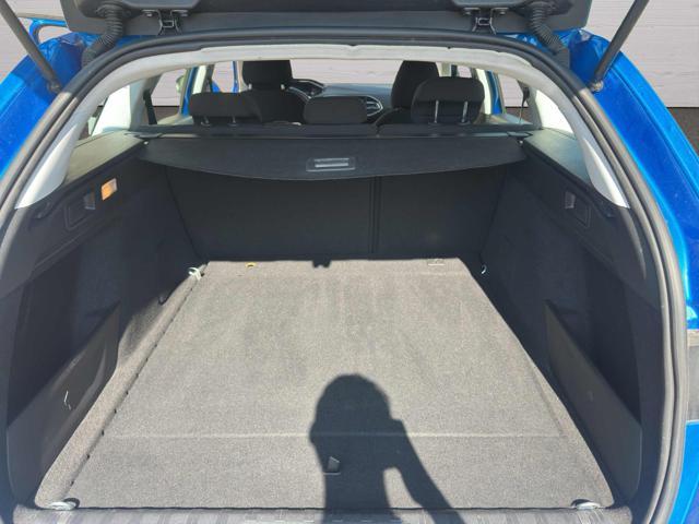 PEUGEOT 308 BlueHDi 130 S&S SW Active Business