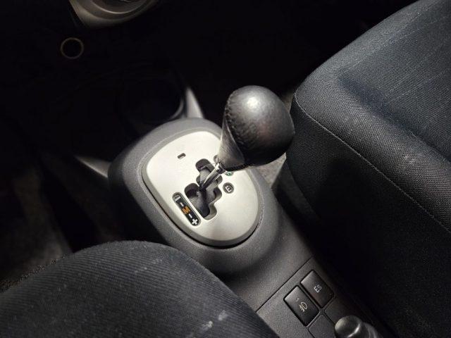 TOYOTA Yaris 1.3 3 porte M-MT Sol AUTOMATICA