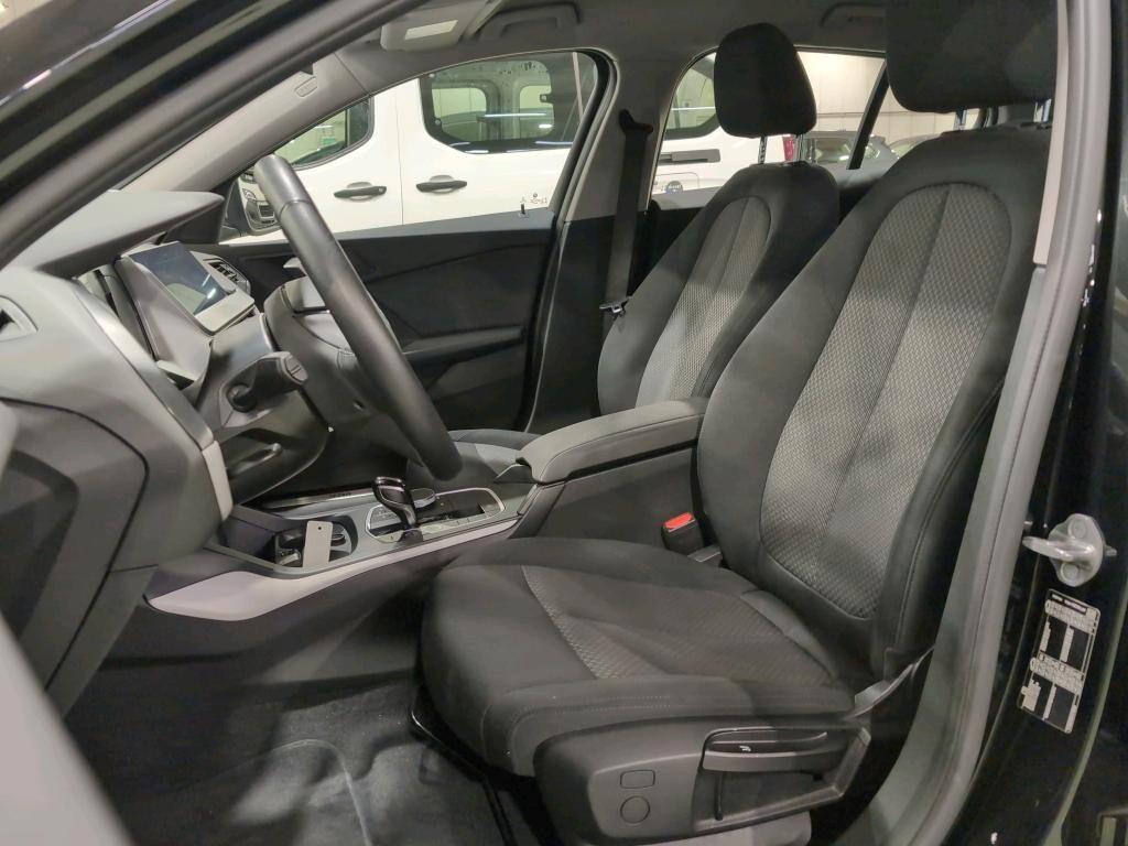 Bmw 116 116D 115CV STEPTRONIC BUSINESS ADVANTAGE ( FARI LED - PDC NAVI MIRROR )