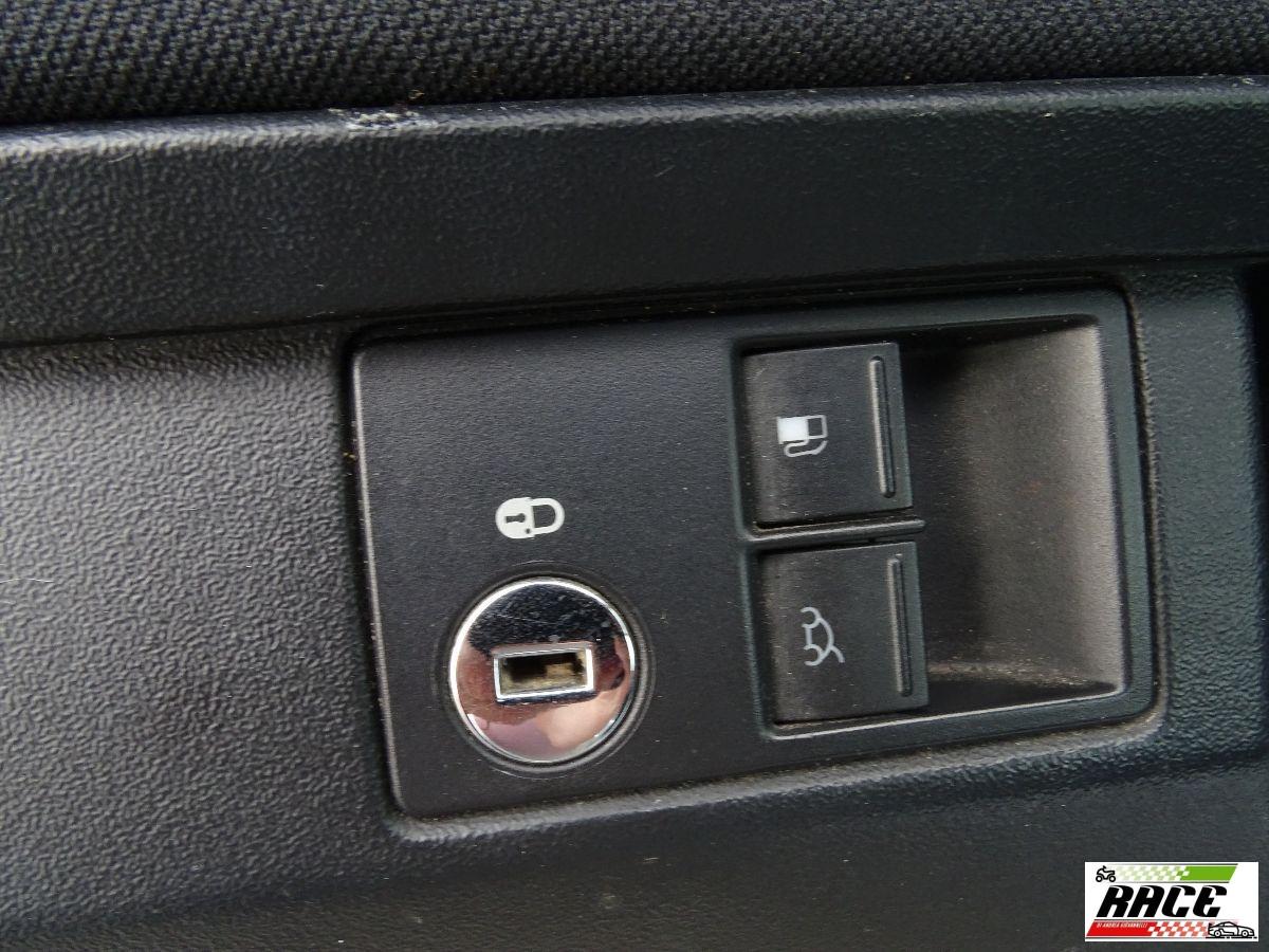 VOLKSWAGEN - New Beetle Cabrio - 1.6 Unico PROPRIETARIO KM ORIGINALI