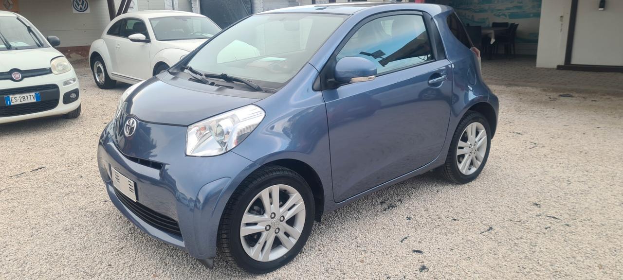 Toyota iQ 1.3 euro5 NAVI PREZZO REALE GARANZIA 12 MESI