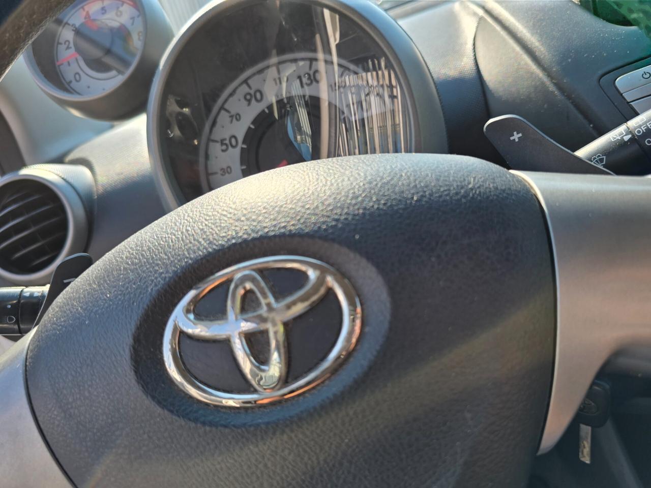 Toyota Aygo 1.0 12V VVT-i 5 porte Lounge Connect MMT