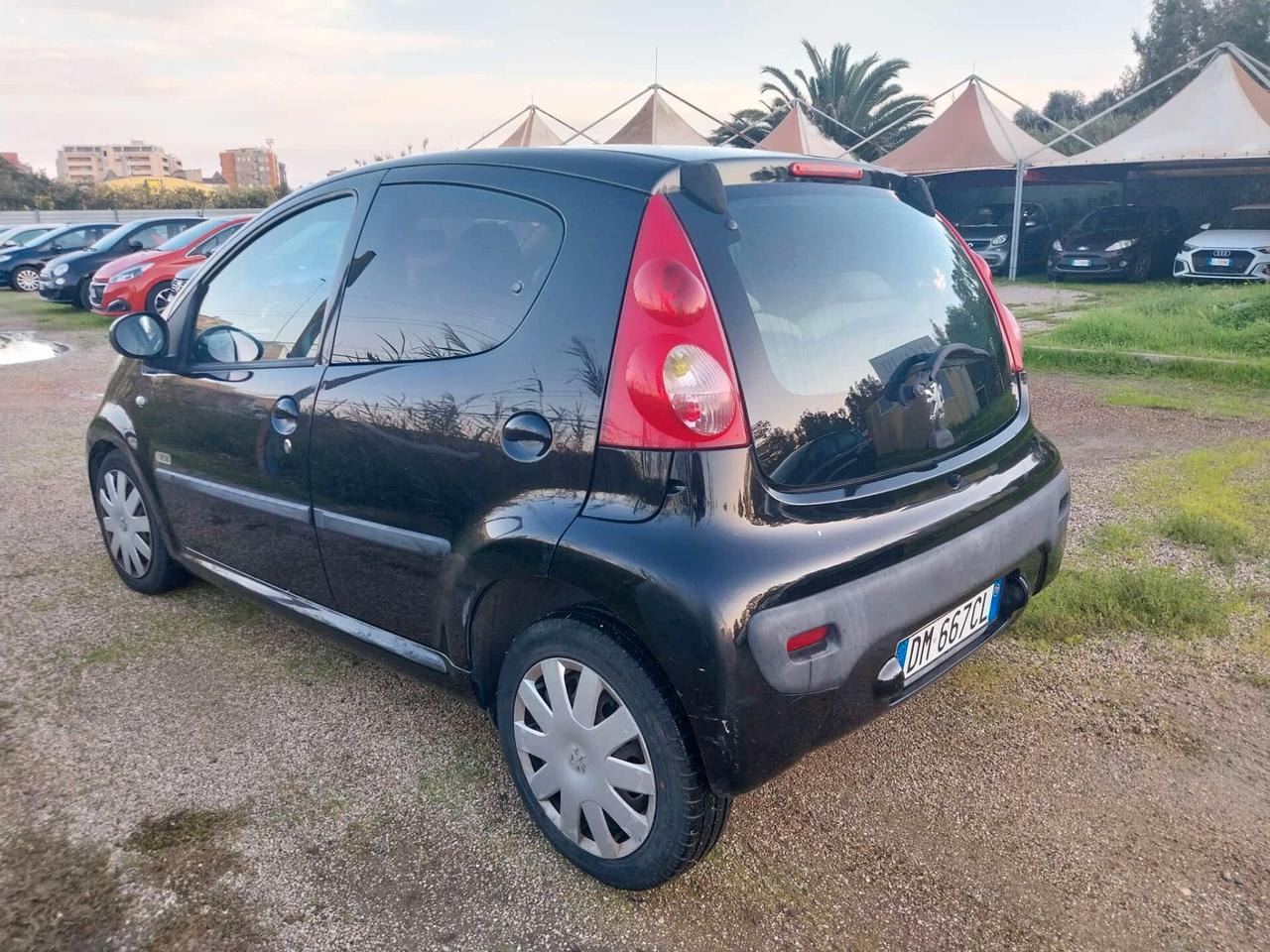 Peugeot 107 1.0 benz. 2008