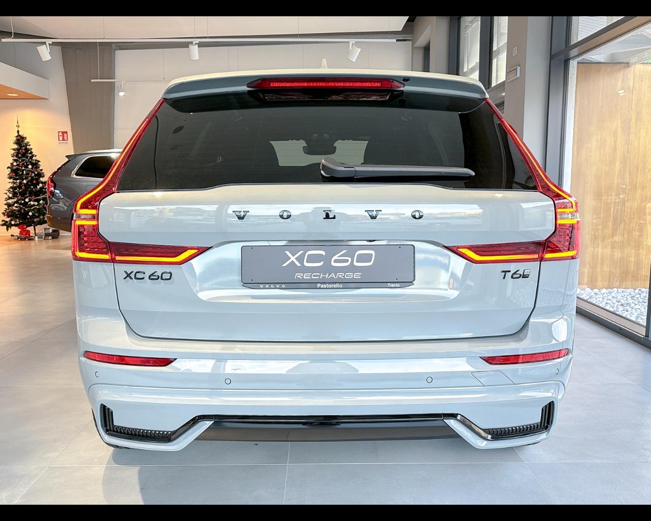 VOLVO XC60 Ultra Black Edition T6 AWD AUT