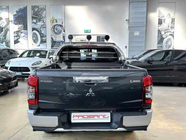 MITSUBISHI L200 2.3 D Club Cab 4x4 Super Select Intense