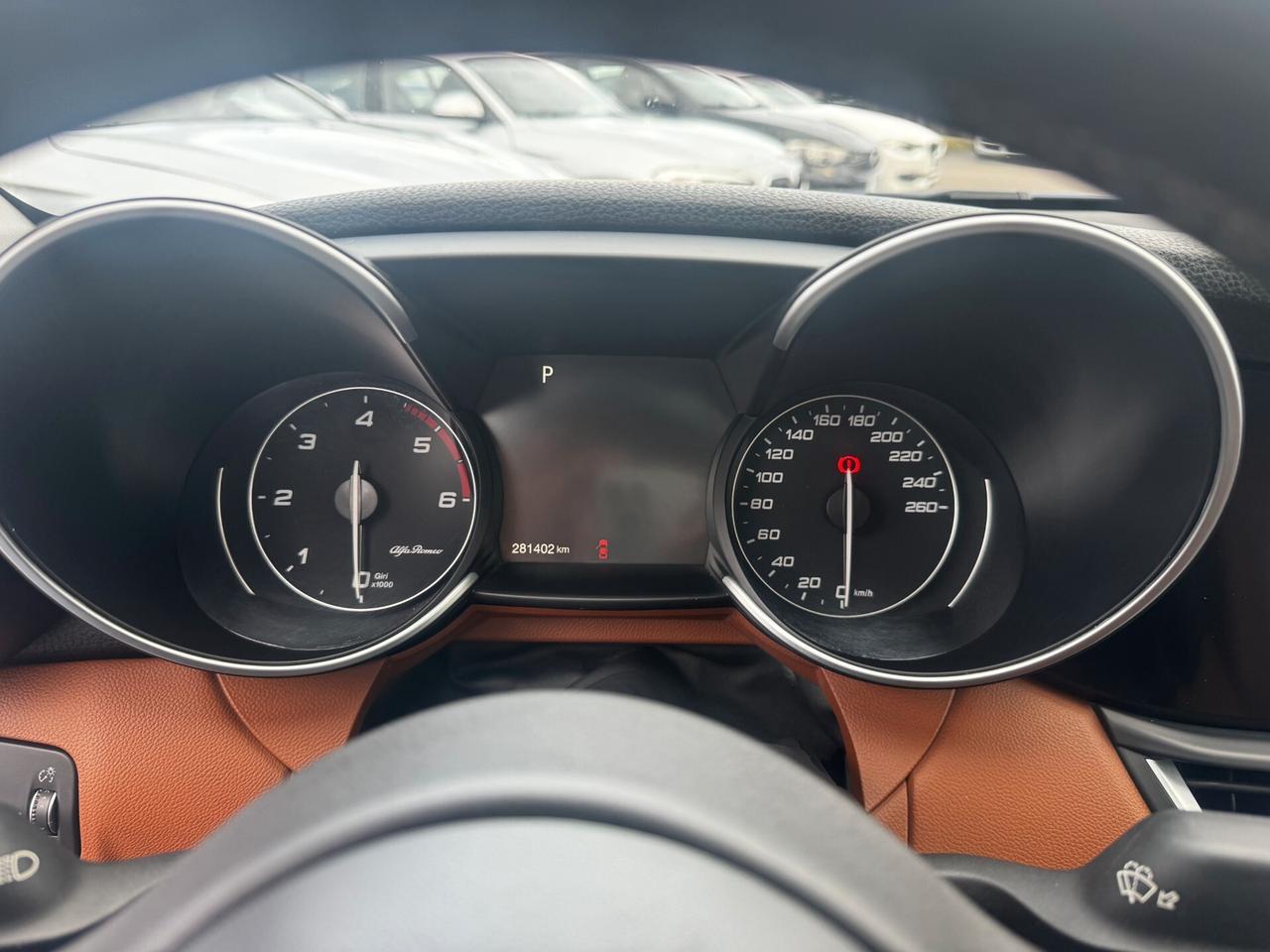 Alfa Romeo Giulia 2.2 Turbodiesel 210 CV AT8 AWD Q4 Veloce