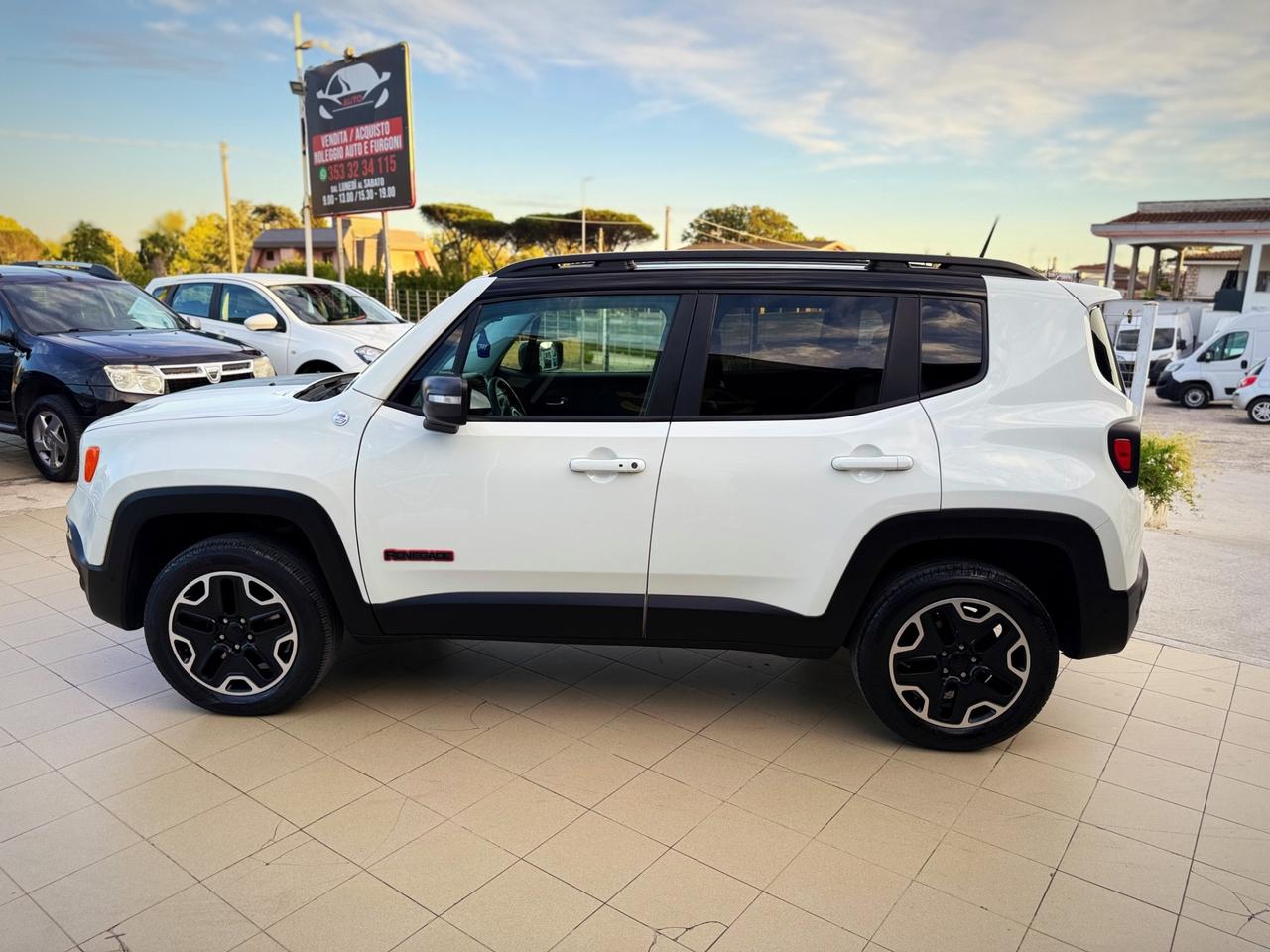Jeep Renegade 2.0 Mjt 170CV 4WD Active Drive Low Trailhawk