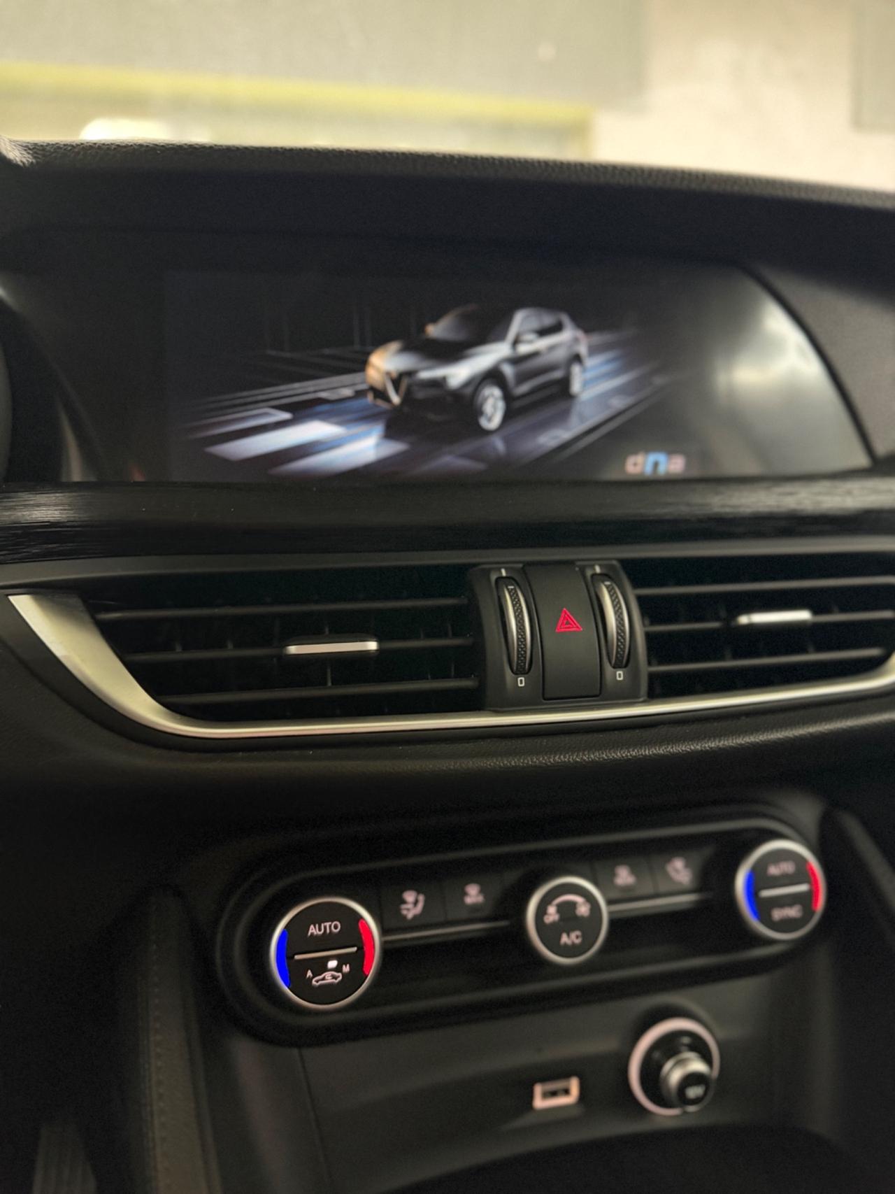 Alfa Romeo Stelvio 2.2 Turbodiesel 190 CV AT8 RWD Executive