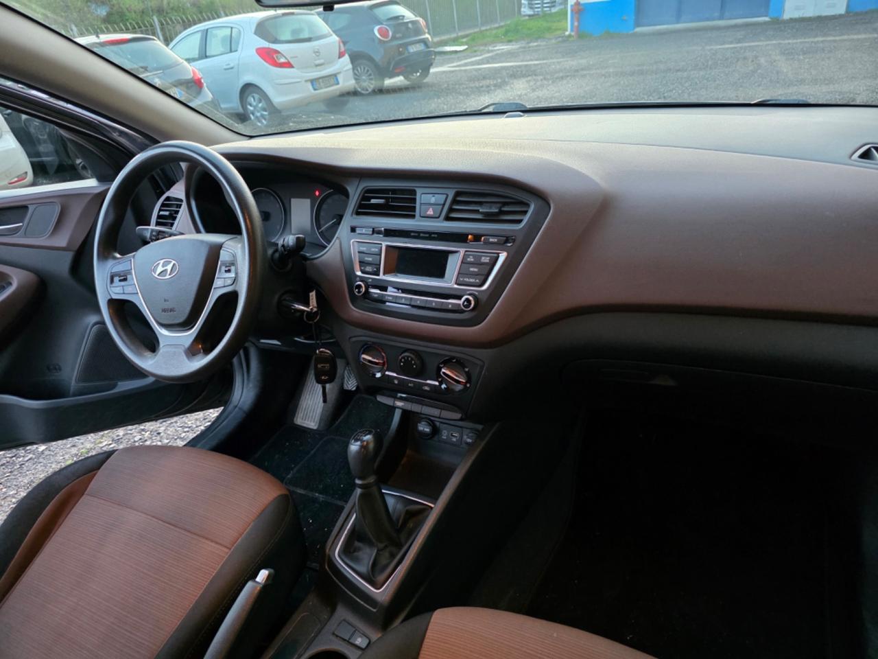 Hyundai i20 1.2 84 CV 5 porte Comfort