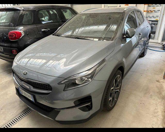 KIA XCeed 1.6 CRDi 136 CV MHEV DCT High Tech