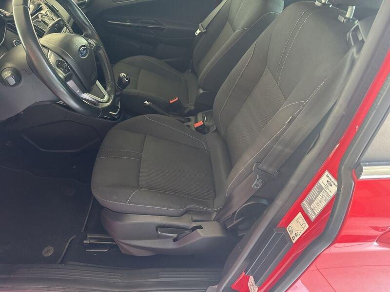 Ford B-Max 1.5 TDCi 75CV Titanium, gancio di traino