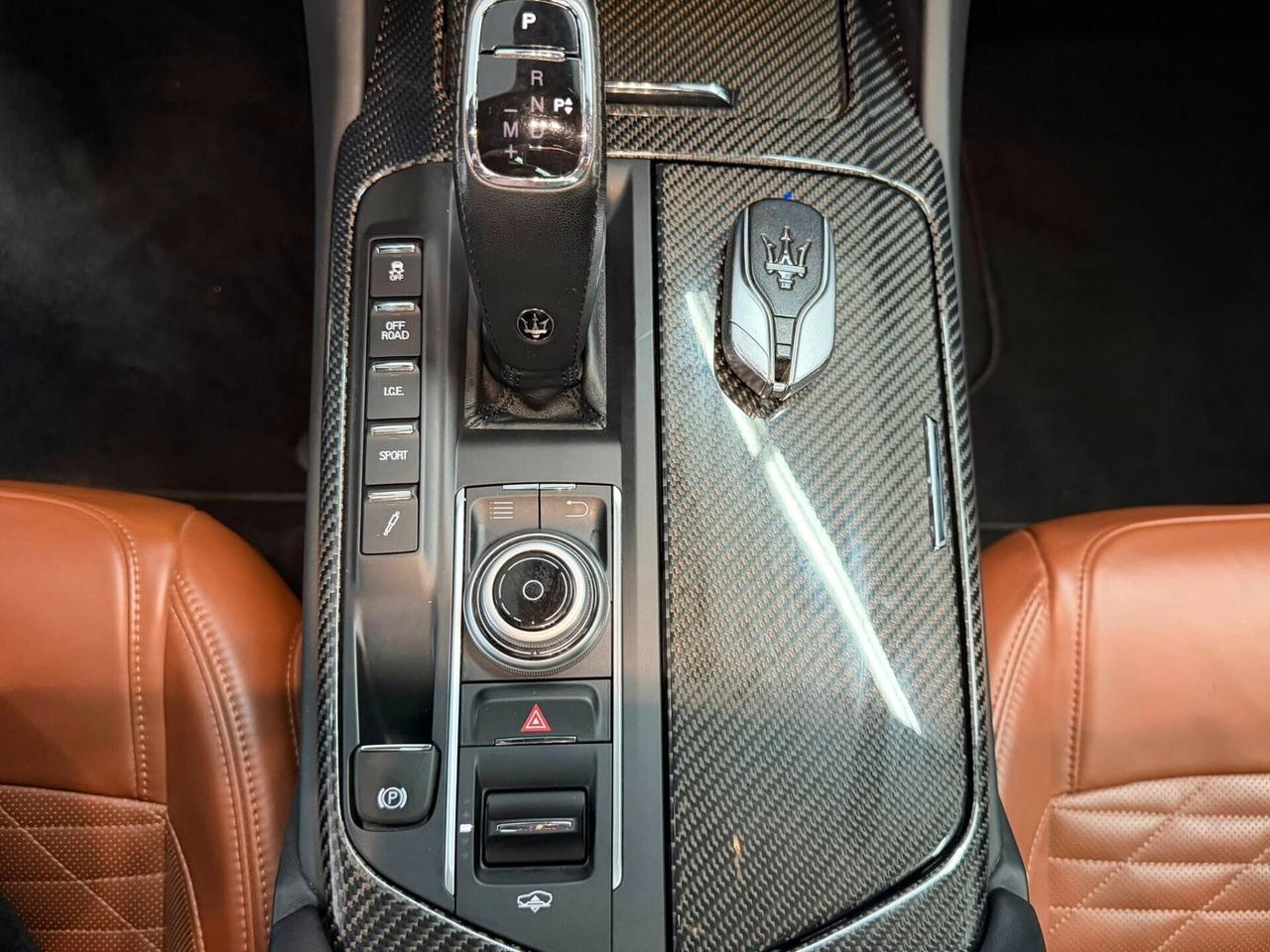 Maserati Levante V6 Diesel 275 CV AWD Gransport