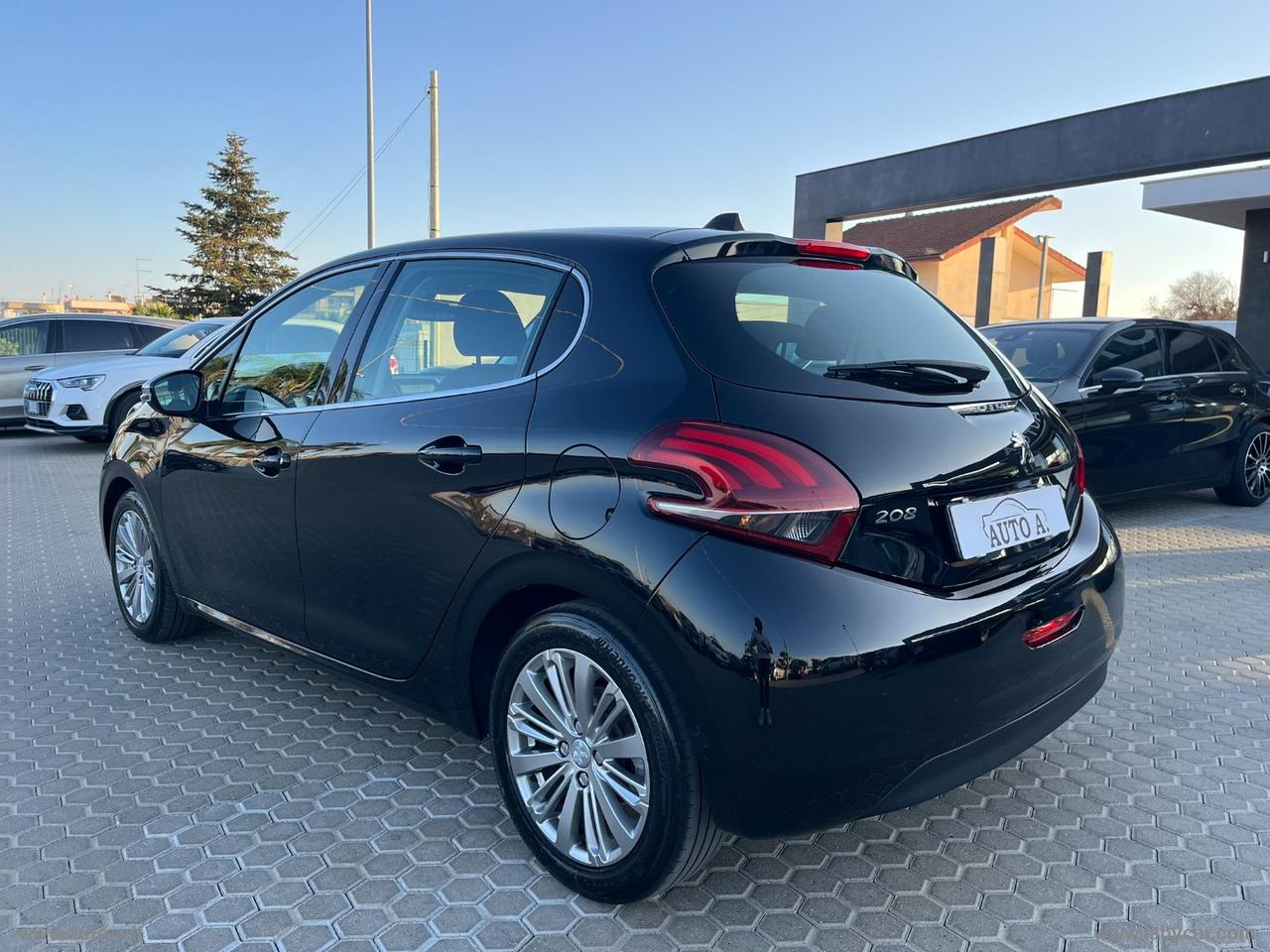PEUGEOT 208 BlueHDi 100 S&S 5p. Allure