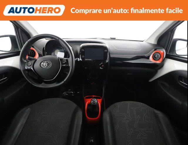 TOYOTA Aygo 1.0 VVT-i 72 CV 5 porte x-wave orange