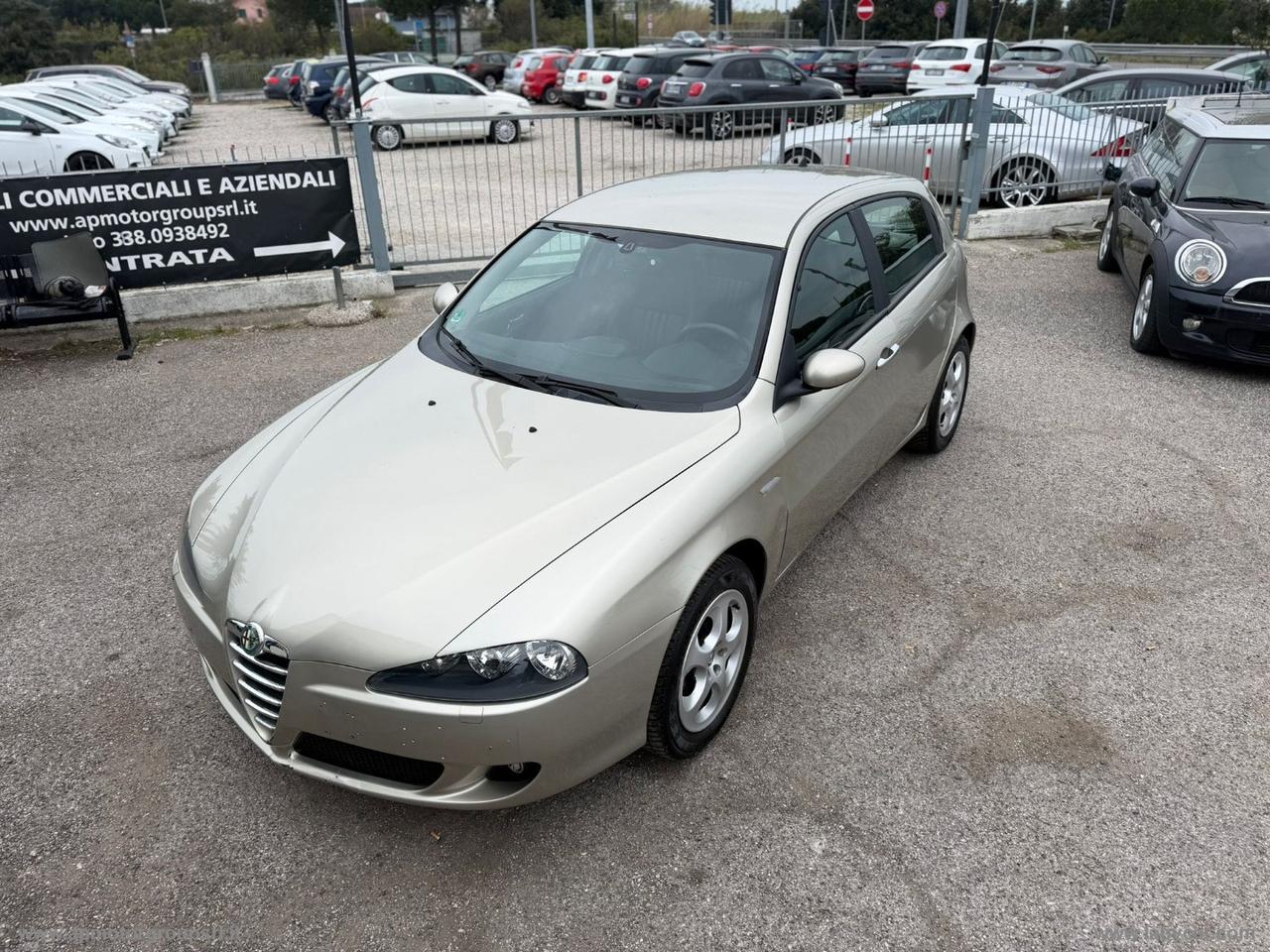 ALFA ROMEO 147 1.6 TS 105CV 5p. Distinctive