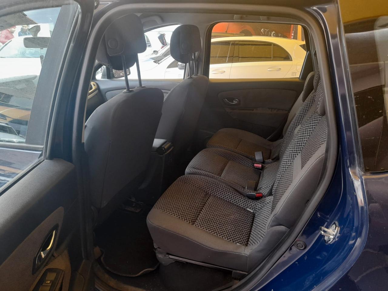 Renault Scenic xmod 1.5cc diesel 12 mesi garanzia-2011